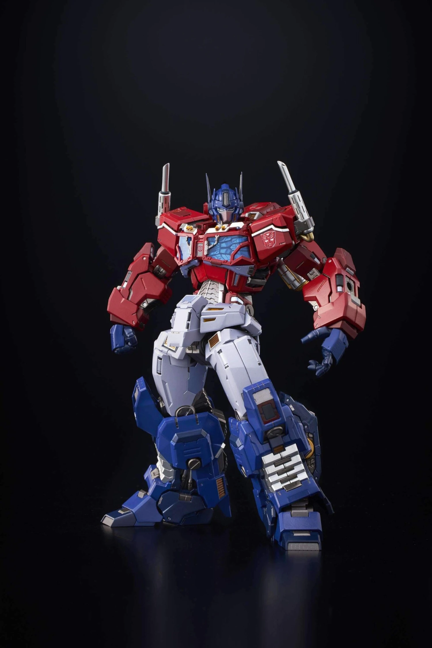 Bandai #05 Optimus Prime "Transformers", Flame Toys Kuro Kara Kuri - Image 4