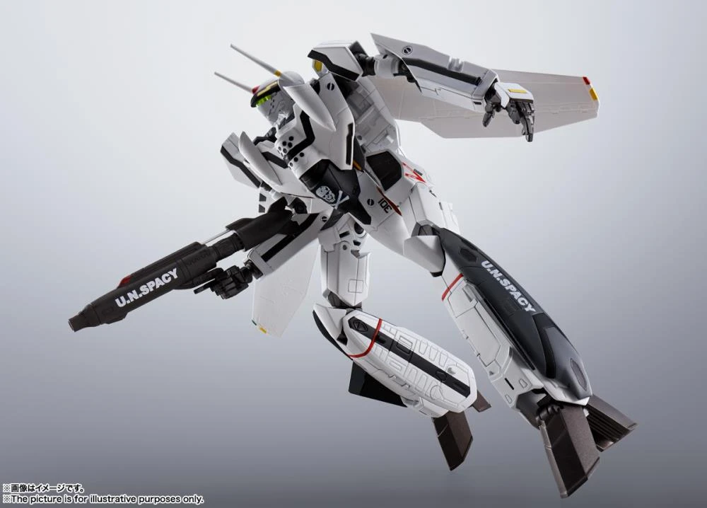 Bandai Macross Zero Hi-Metal R Roy Fokker's VF-0S Phoenix - Image 5