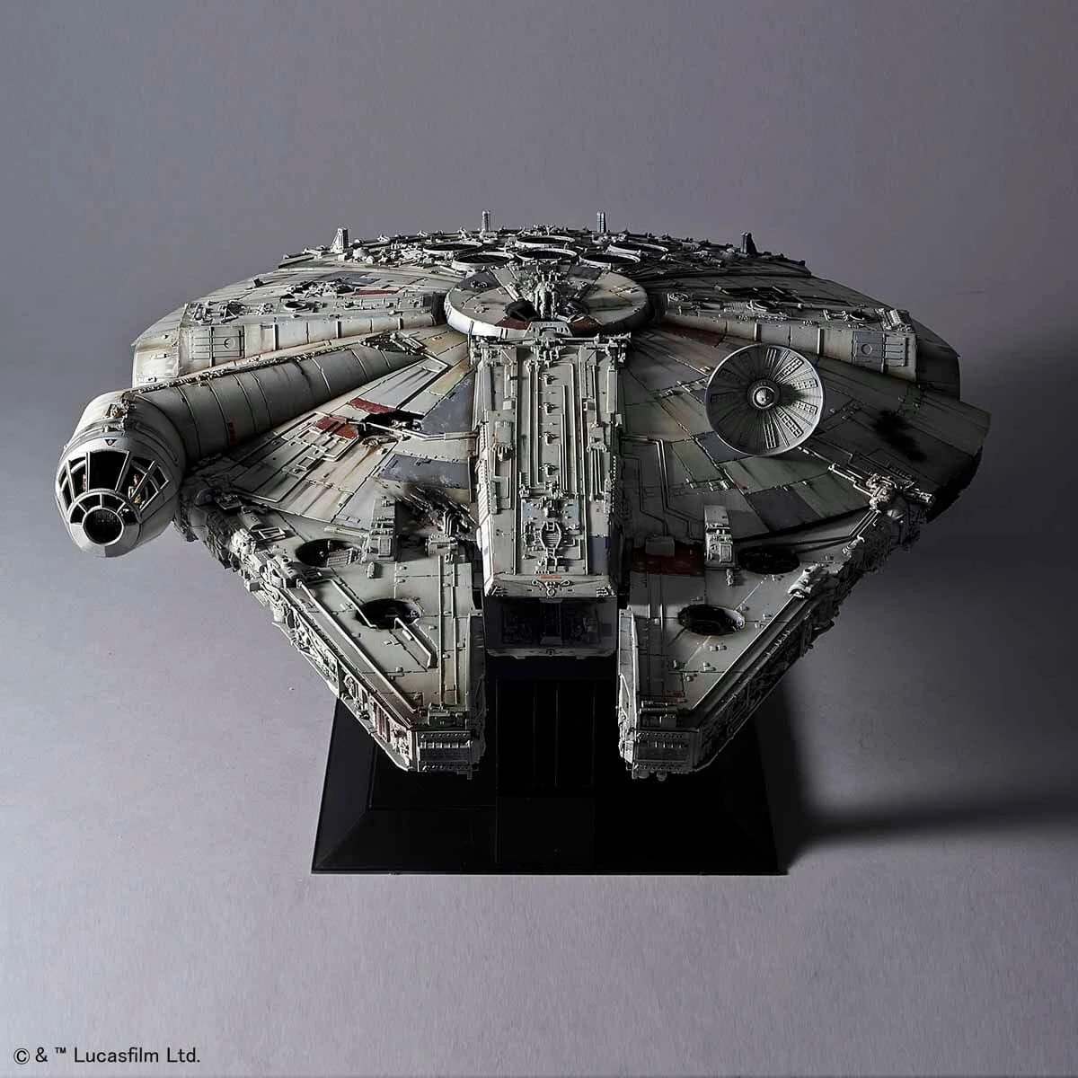 Bandai Star Wars PG 1/72 Millennium Falcon (Standard Edition) Model Kit - Image 5