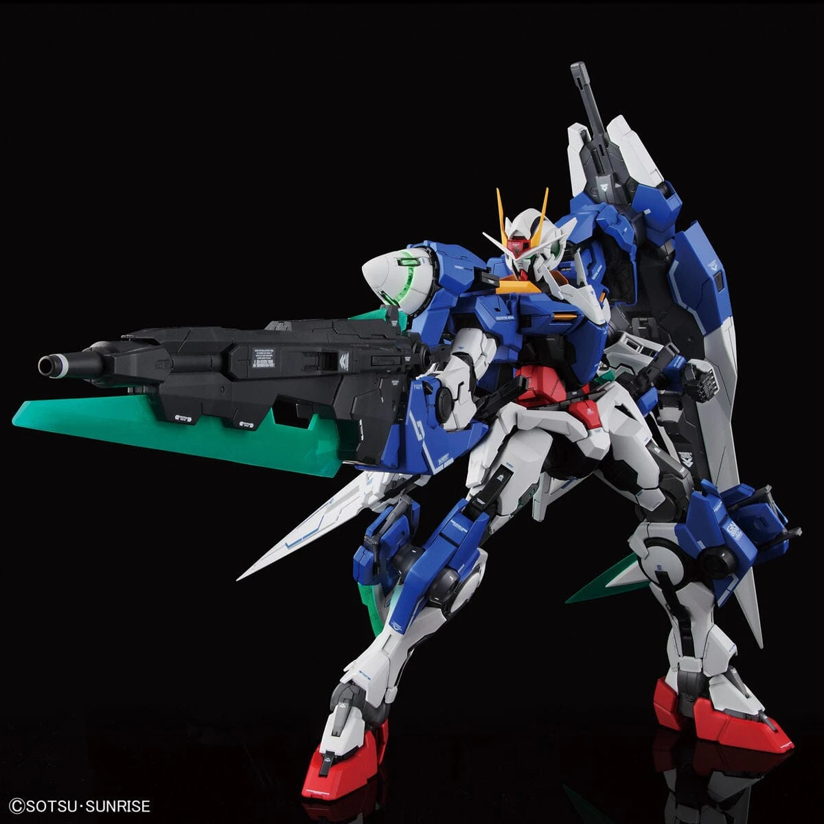 Bandai PG 1/60 00 Gundam Seven Sword/G - Image 4