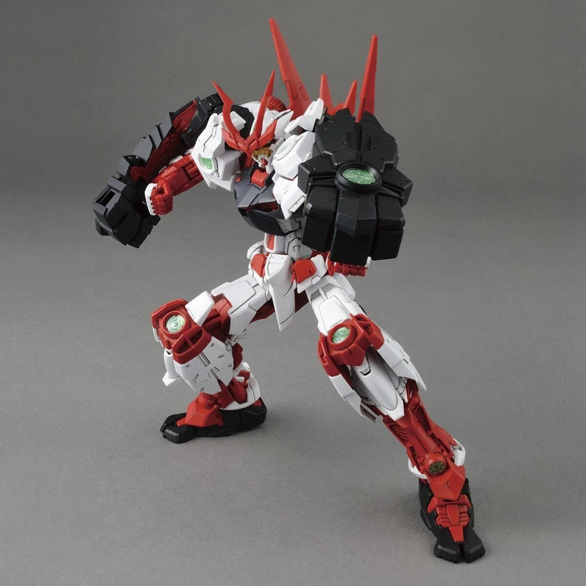 Bandai MG 1/100 Sengoku Astray Gundam - Image 5