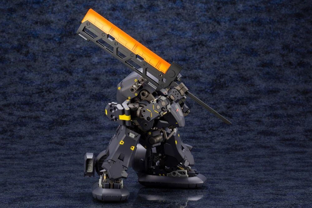 Hexa Gear Bulkarm Beta (Lumberjack) 1/24 Scale Model Kit - Image 3