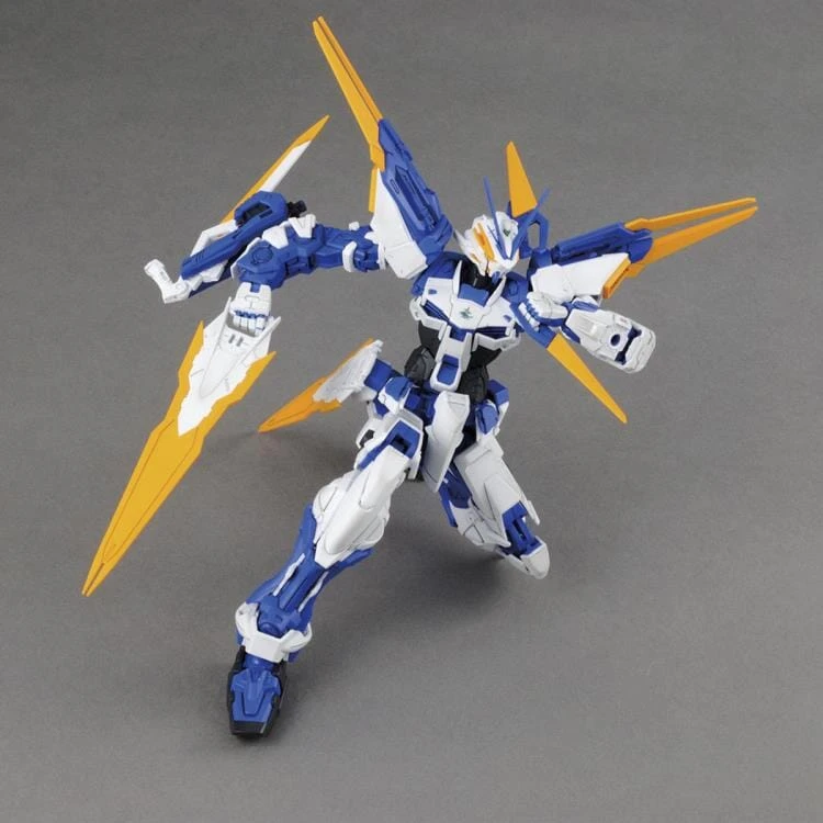 Bandai MG 1/100 Gundam Astray Blue Frame D - Image 4