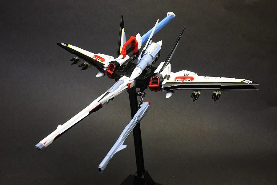 Bandai MG 1/100 Strike Rouge Ootori (Ver. RM) - Image 10