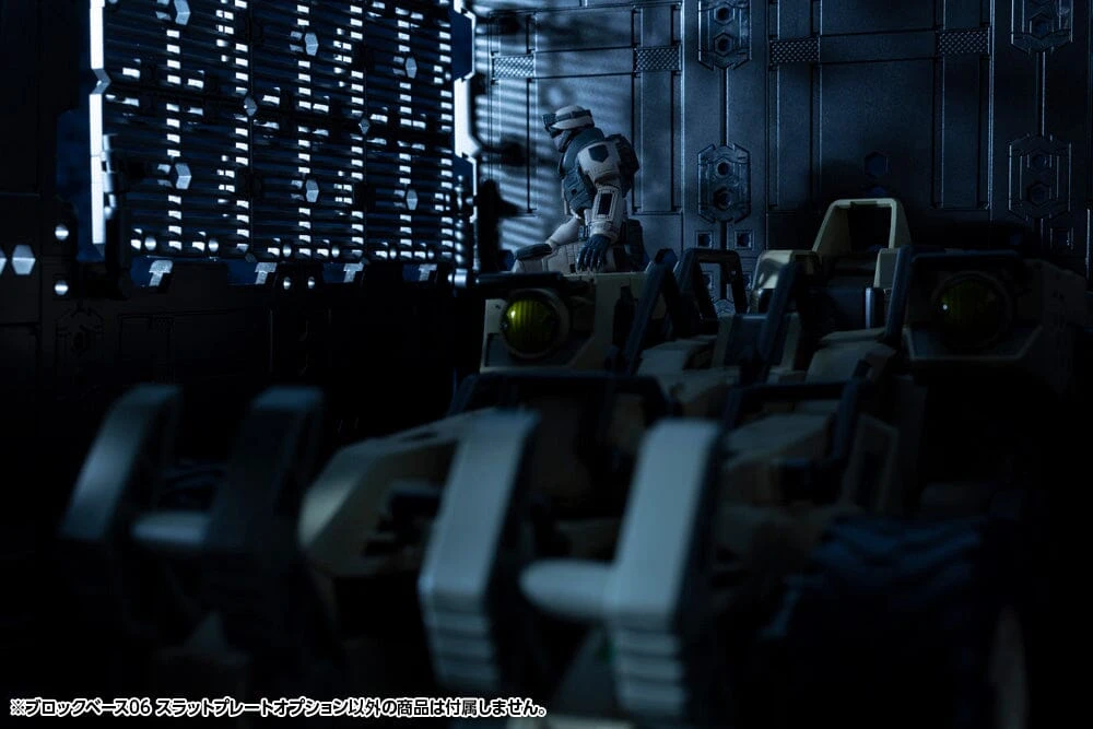 Hexa Gear Block Base 06 Slat Plate Model Kit - Image 7