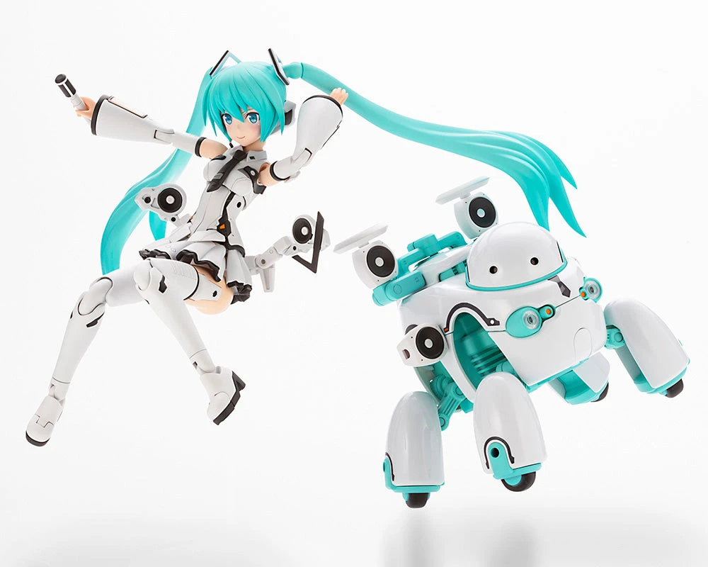 Kotobukiya Vocaloid Frame Music Girl Hatsune Miku (Maruttoys Ver.) & Tamotu (Miku Ver.) Model Kit Set - Image 18