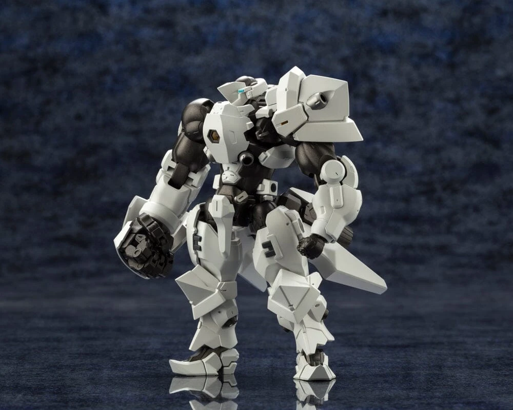 Kotobukiya Hexa Gear Governor Heavy Armor Type: Rook 1/24 Scale Model Kit - Image 3