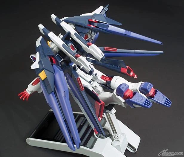 Bandai HGBF 1/144 #53 Amazing Strike Freedom Gundam - Image 9