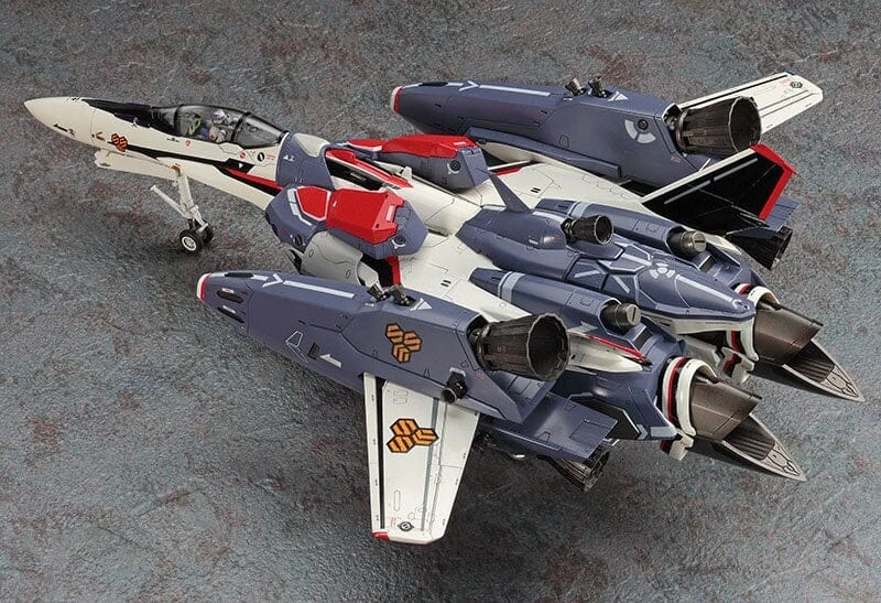 Macross Frontier VF-25F/S Super Messiah 1/72 Scale Model Kit - Image 3