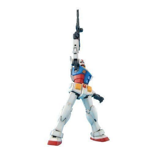 Bandai MG 1/100 Gundam RX-78-2 (Ver 2.0) - Image 8